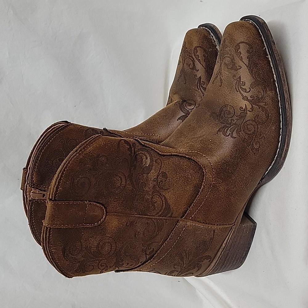 Roper Women's Low Cut boot, size 7.5